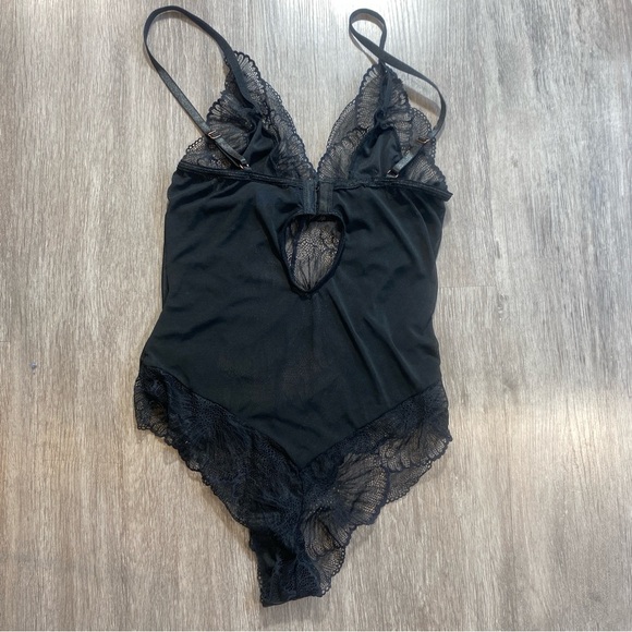 Rachel Black Lace Chemise with Sheer Design - Picture 2 of 6